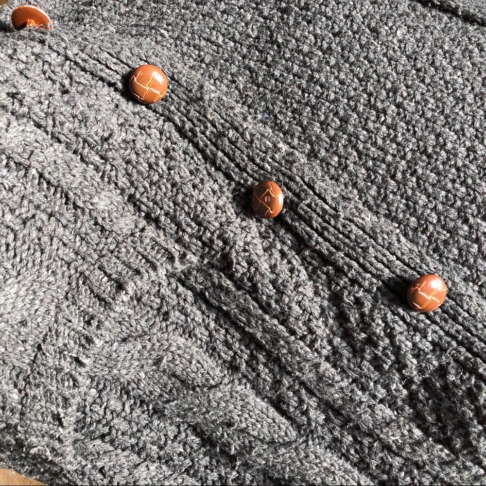 Oversized Pullover Knit With Side Pockets - image 2